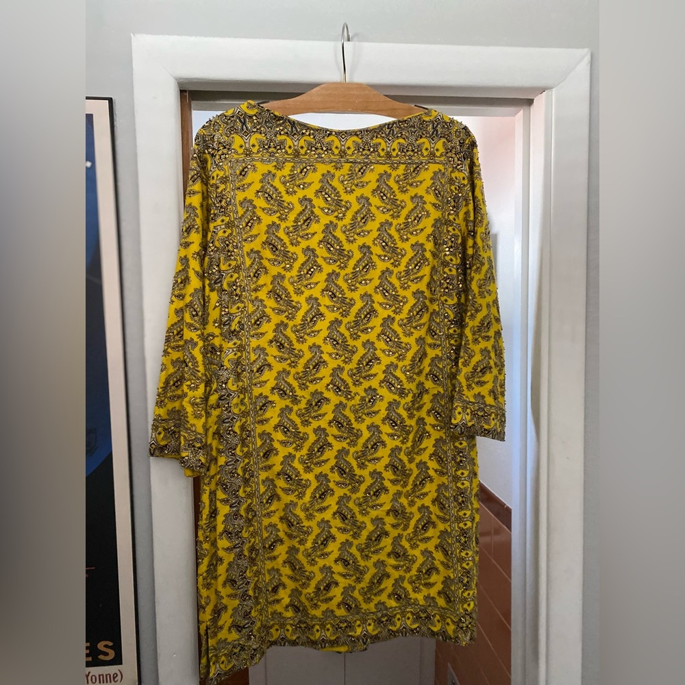 Vintage dress adorned with gold sequins, brown beads and buttons up the back☀️